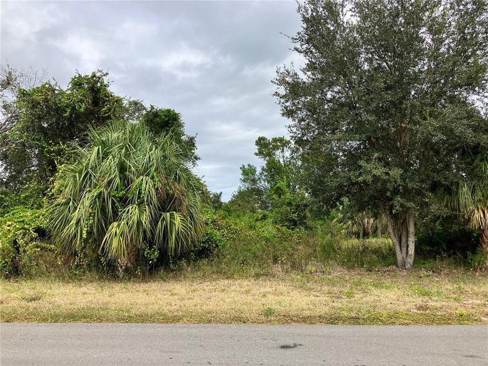 Recently Sold: $30,000 (0.55 acres)