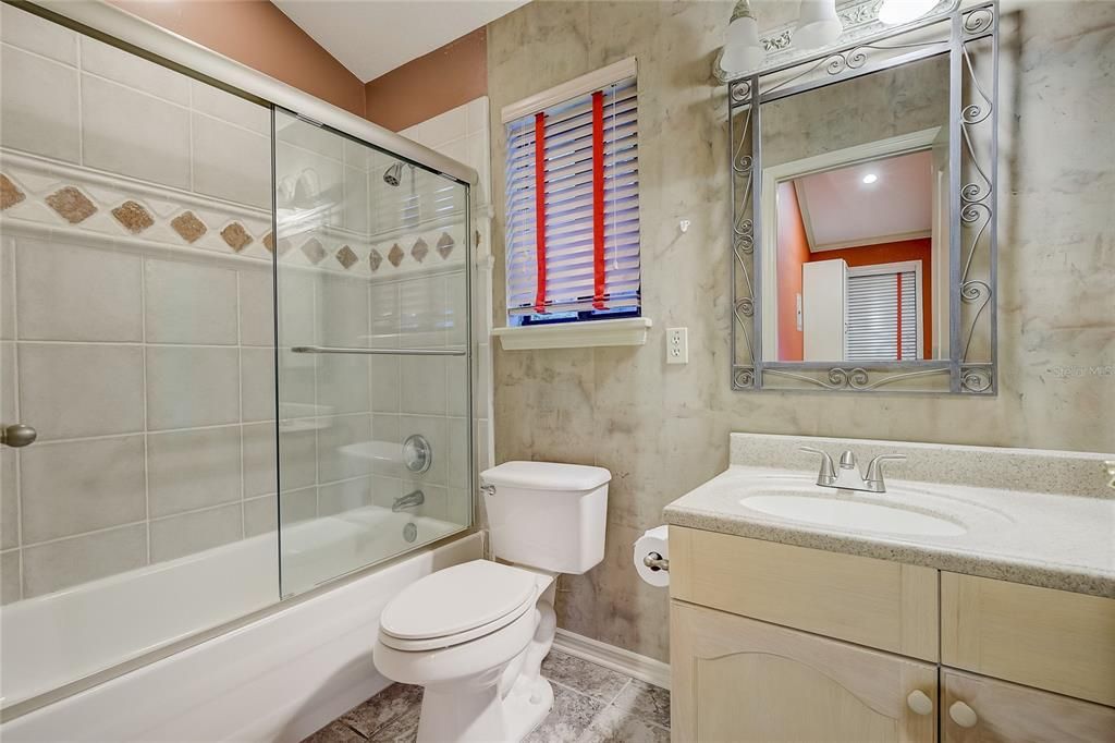 Недавно продано: $1,650,000 (4 спален, 3 ванн, 3146 Квадратных фут)