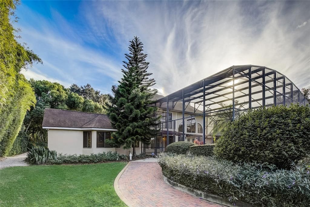 Recently Sold: $1,650,000 (4 beds, 3 baths, 3146 Square Feet)