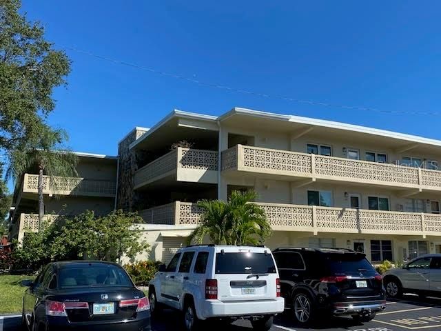 Recently Sold: $117,500 (1 beds, 1 baths, 650 Square Feet)