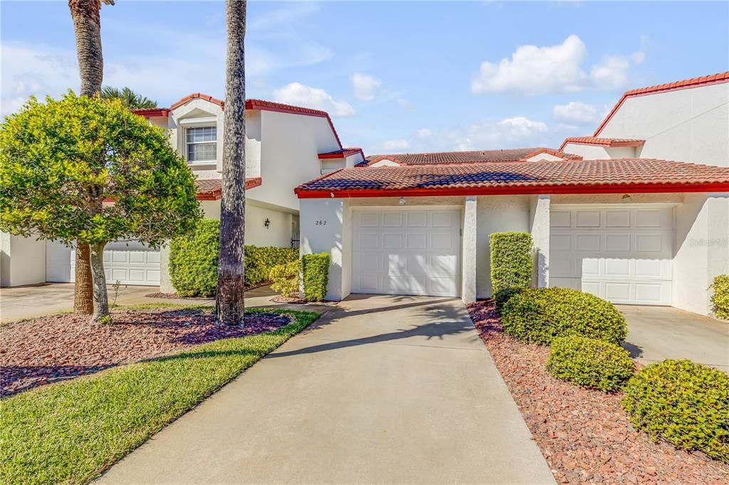 Vendido Recientemente: $329,000 (2 camas, 2 baños, 1428 Pies cuadrados)