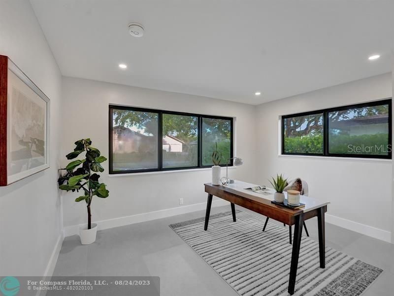 Recently Sold: $1,220,000 (3 beds, 2 baths, 1951 Square Feet)