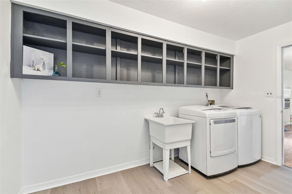 Laundry Room/Utility Room