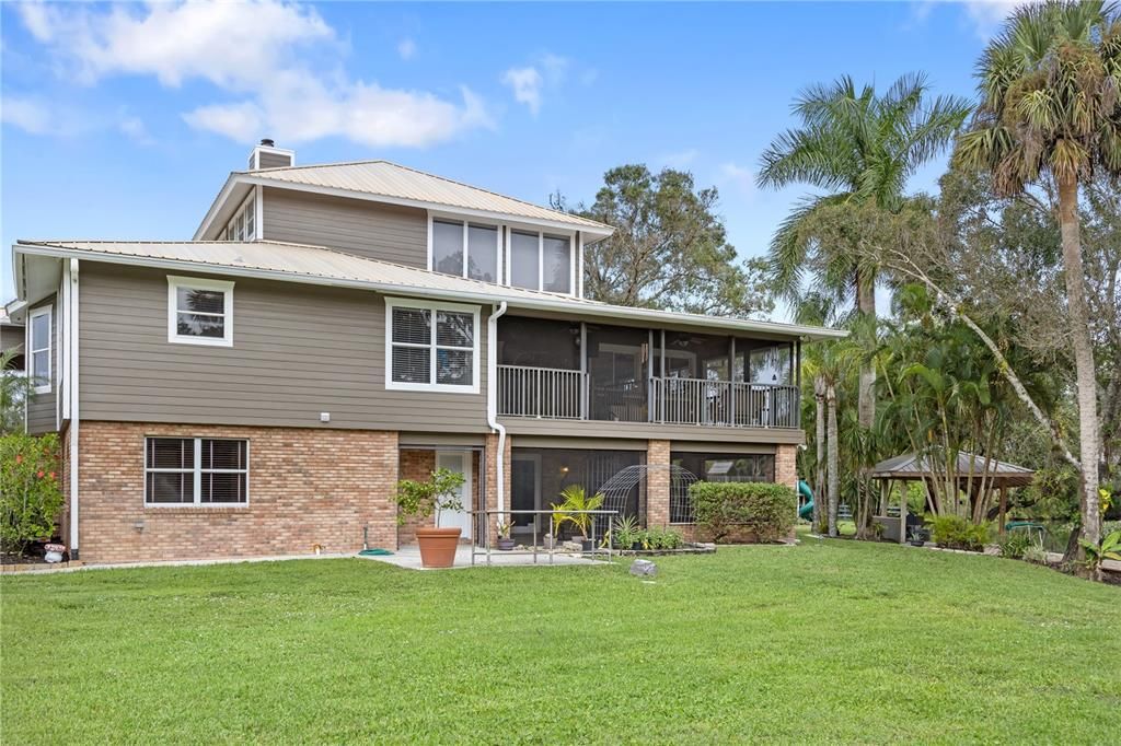 Recently Sold: $1,500,000 (6 beds, 4 baths, 4862 Square Feet)