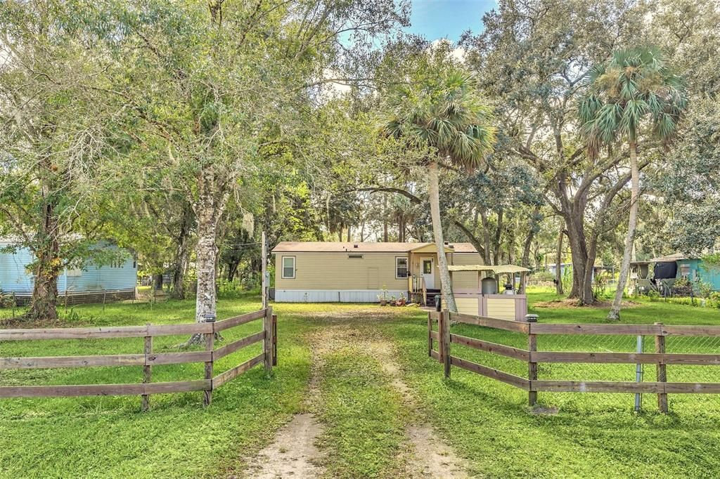 Recently Sold: $219,000 (2 beds, 2 baths, 1232 Square Feet)