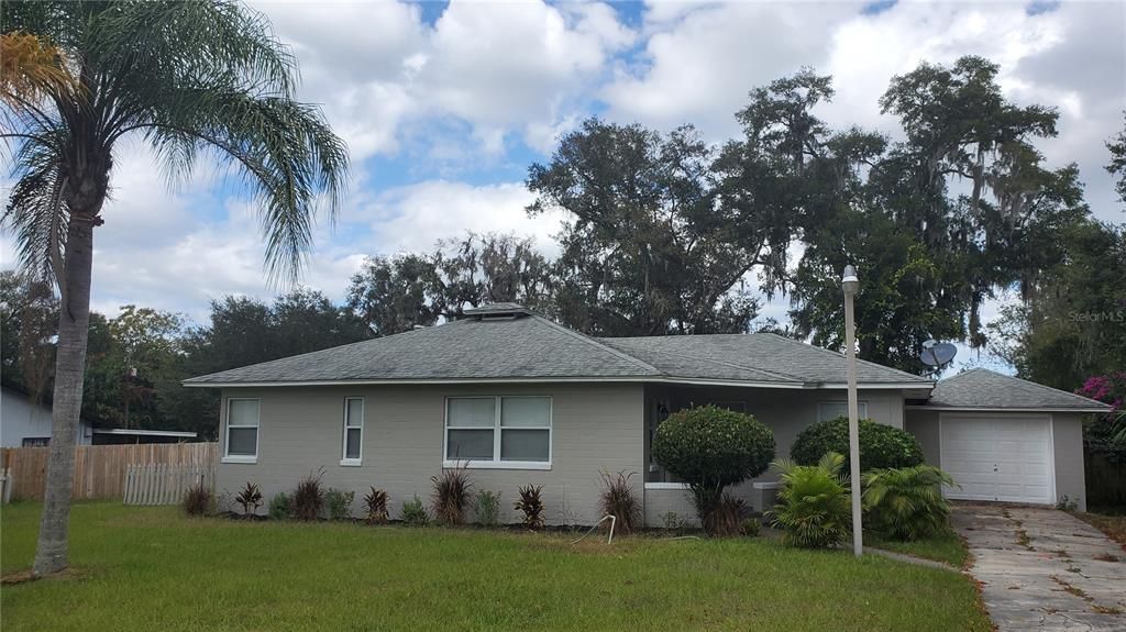 Recently Sold: $270,000 (3 beds, 2 baths, 1514 Square Feet)