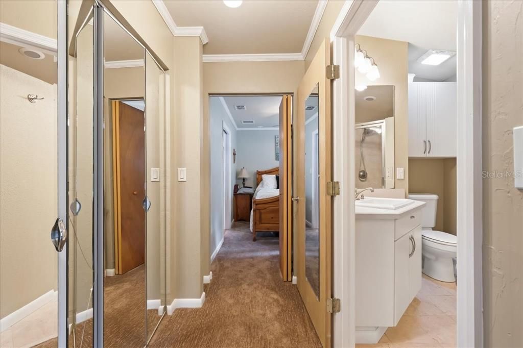 Recently Sold: $339,500 (1 beds, 1 baths, 680 Square Feet)