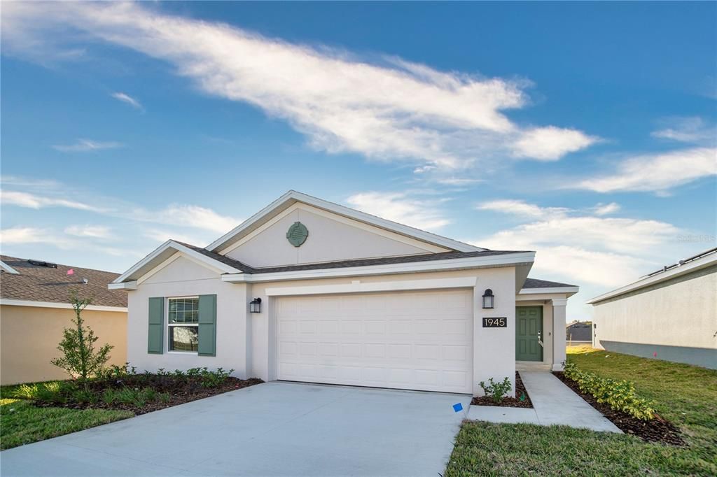 Recently Rented: $2,350 (4 beds, 2 baths, 1817 Square Feet)