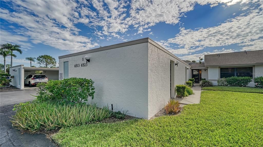 最近售出: $189,000 (1 贝兹, 1 浴室, 765 平方英尺)