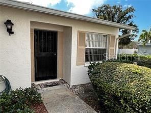 Recently Sold: $265,000 (2 beds, 2 baths, 1100 Square Feet)