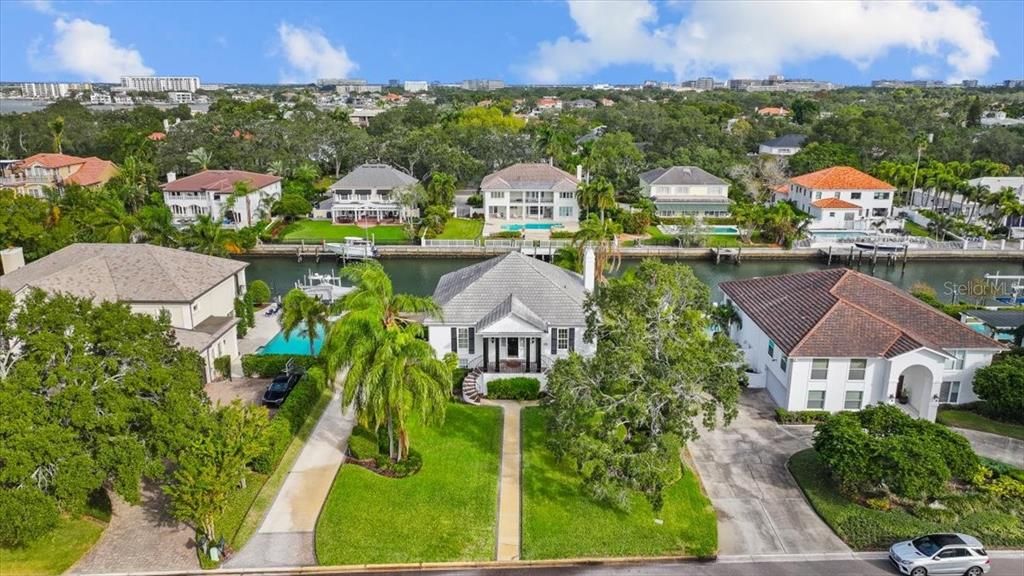 Recently Rented: $13,000 (5 beds, 3 baths, 2959 Square Feet)