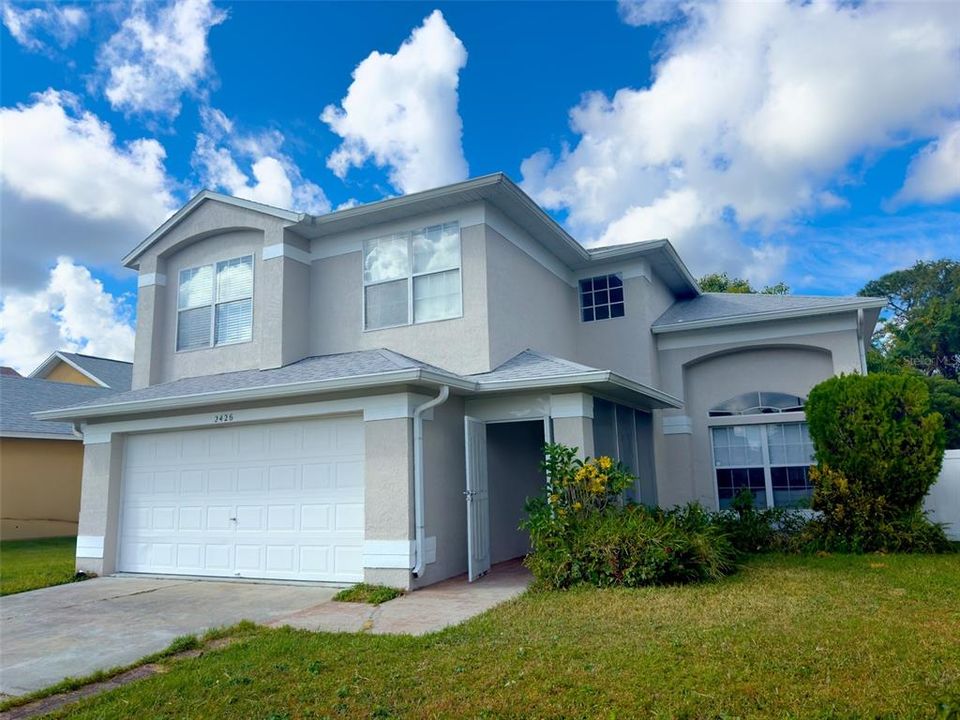 Recently Sold: $415,000 (4 beds, 2 baths, 1919 Square Feet)