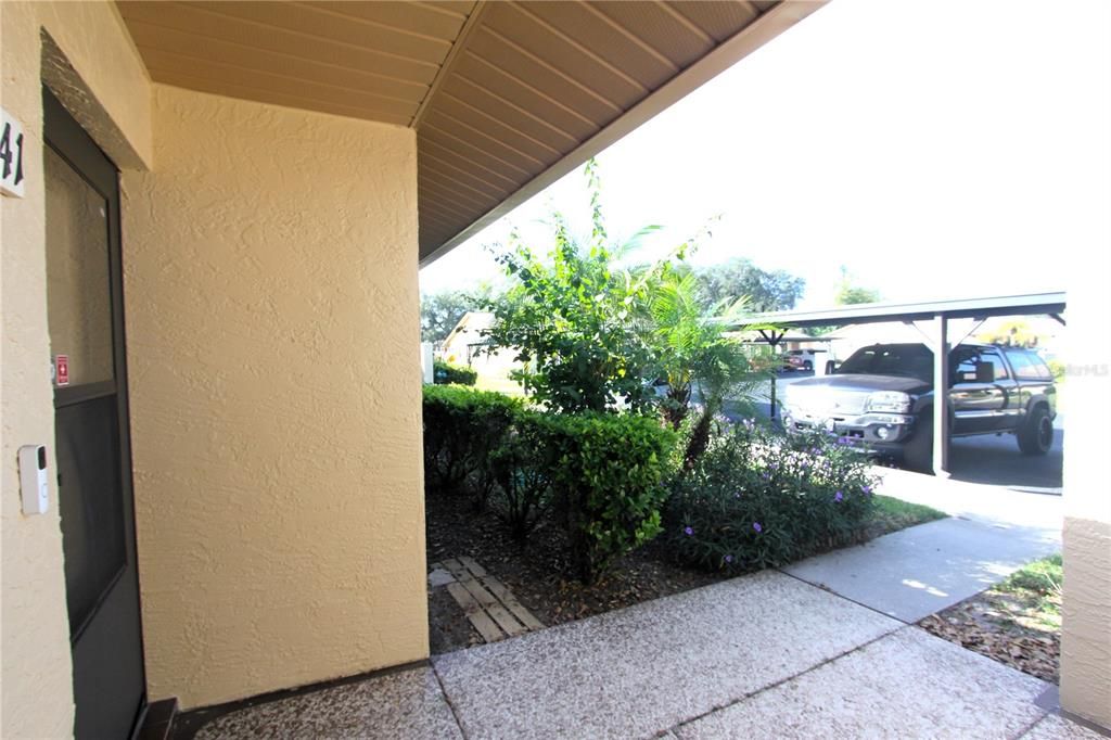 Active With Contract: $142,900 (2 beds, 1 baths, 921 Square Feet)