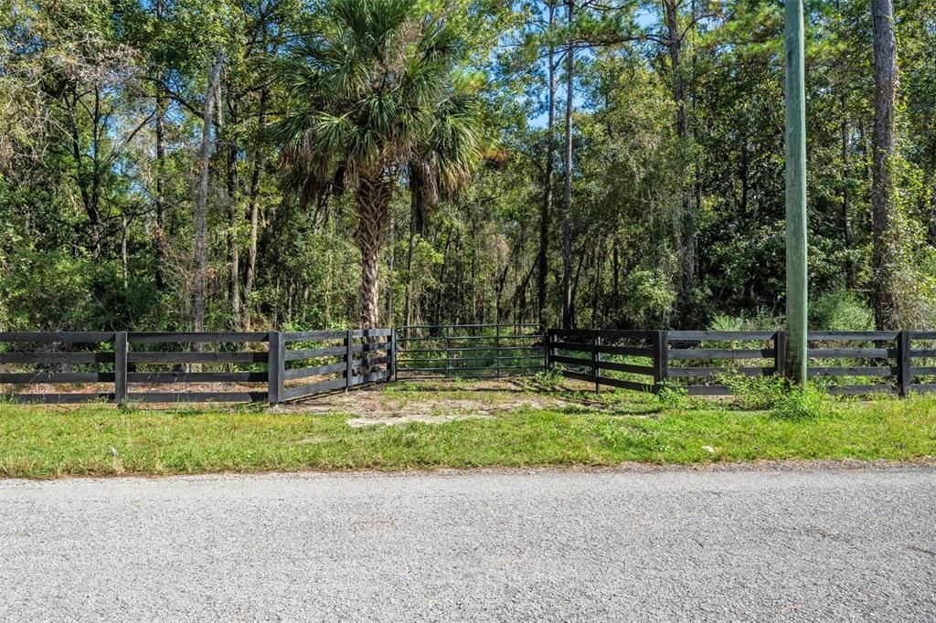 Recently Sold: $277,900 (5.80 acres)