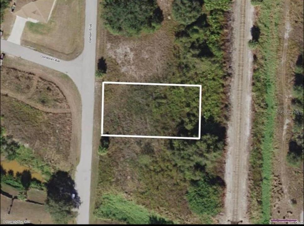 На продажу: $65,000 (0.95 acres)