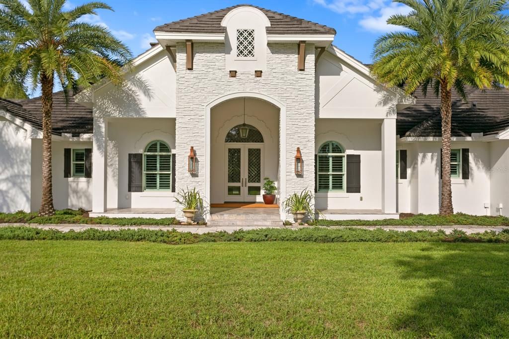 Recently Sold: $2,500,000 (4 beds, 5 baths, 5034 Square Feet)