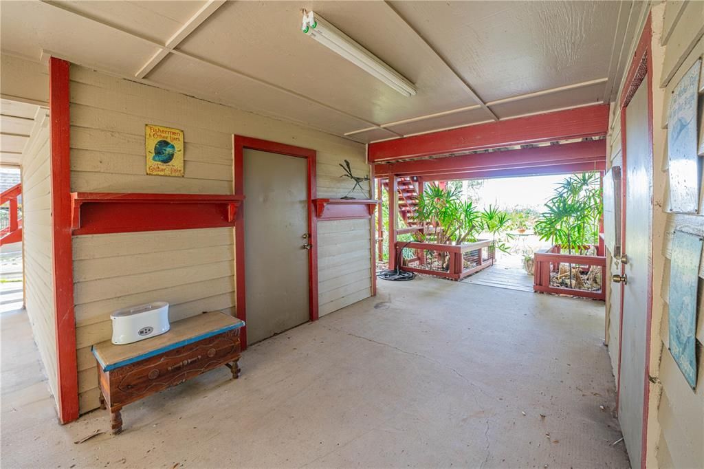 Recently Sold: $525,000 (3 beds, 2 baths, 1992 Square Feet)