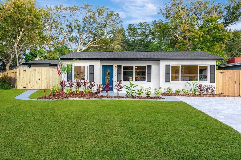 Recently Sold: $599,900 (3 beds, 2 baths, 2057 Square Feet)