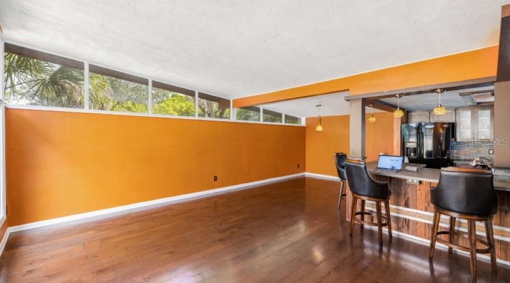 Recently Rented: $2,567 (4 beds, 2 baths, 2017 Square Feet)