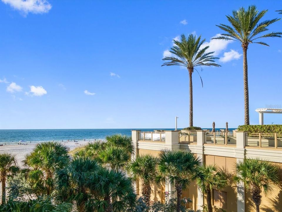 Recently Sold: $1,225,000 (2 beds, 2 baths, 1460 Square Feet)
