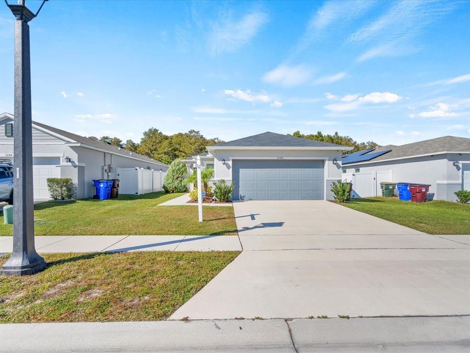 Recently Sold: $365,000 (3 beds, 2 baths, 1552 Square Feet)