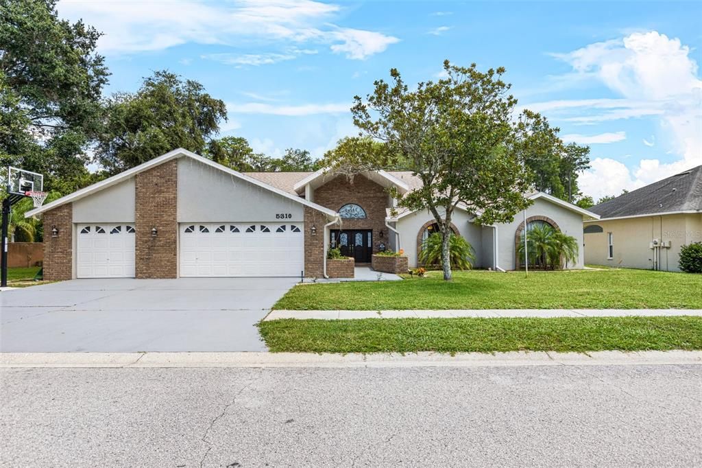Recently Rented: $3,200 (4 beds, 3 baths, 3389 Square Feet)