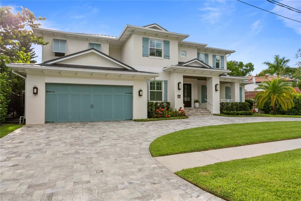 Recently Sold: $6,350,000 (5 beds, 4 baths, 5160 Square Feet)