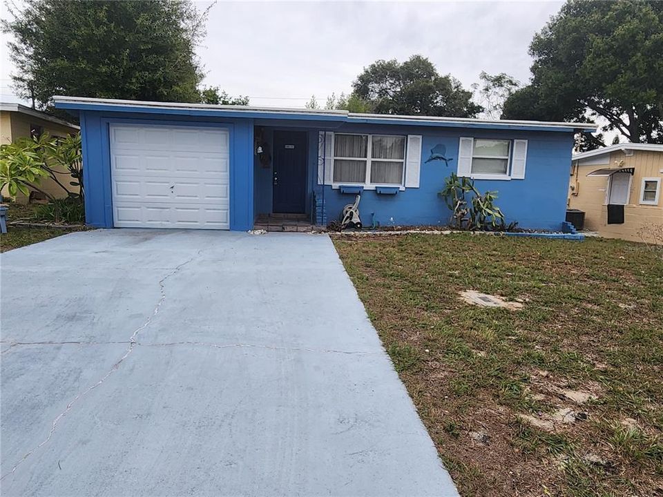 Recently Sold: $225,000 (2 beds, 1 baths, 585 Square Feet)