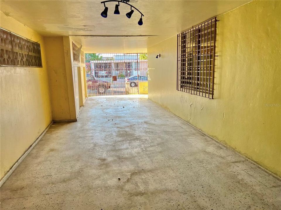 Vendido Recientemente: $120,000 (3 camas, 2 baños, 1000 Pies cuadrados)