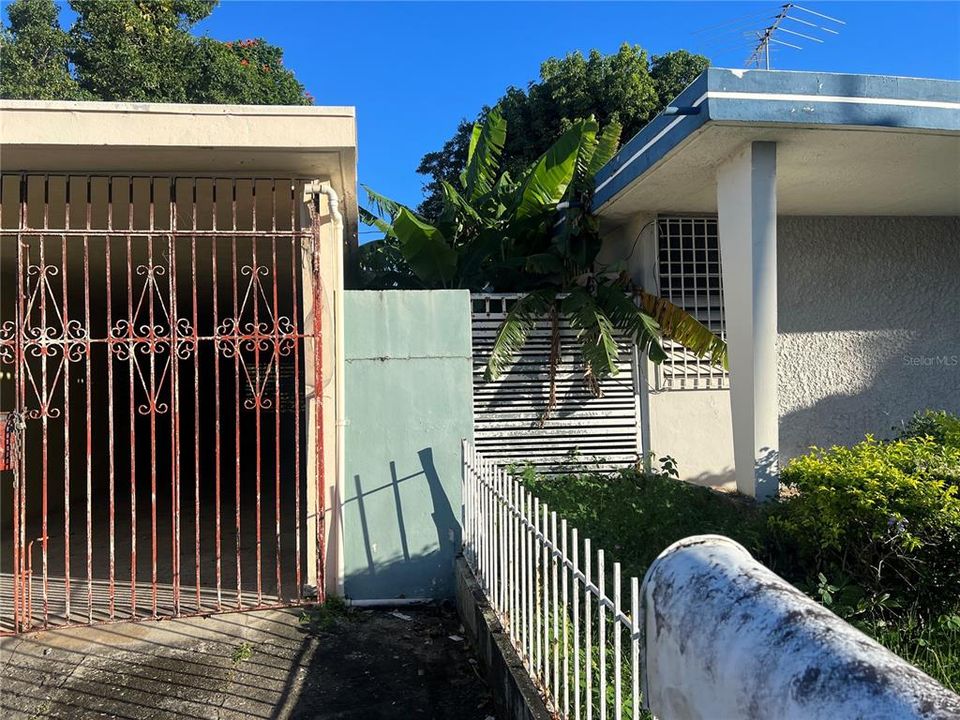 Vendido Recientemente: $120,000 (3 camas, 2 baños, 1000 Pies cuadrados)