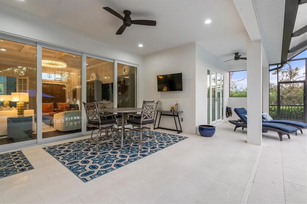 Recently Sold: $1,385,000 (4 beds, 3 baths, 2733 Square Feet)