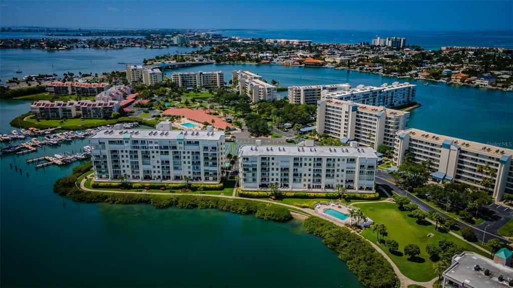 Vendido Recientemente: $1,195,000 (3 camas, 2 baños, 1915 Pies cuadrados)