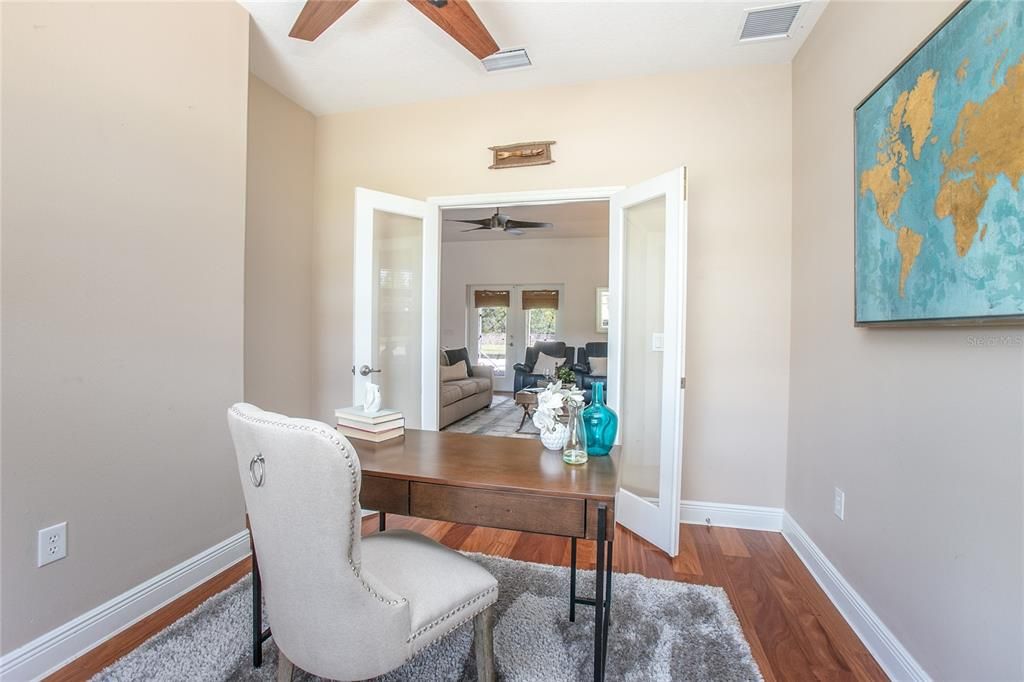 Recently Sold: $779,000 (3 beds, 2 baths, 1921 Square Feet)