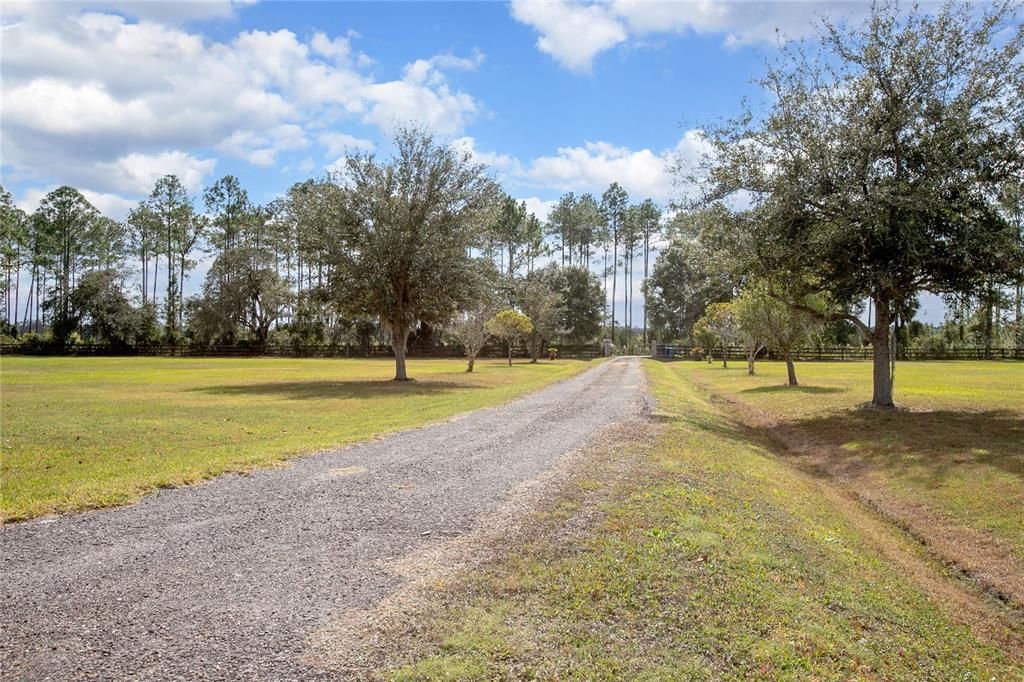 Vendido Recientemente: $779,000 (3 camas, 2 baños, 1921 Pies cuadrados)