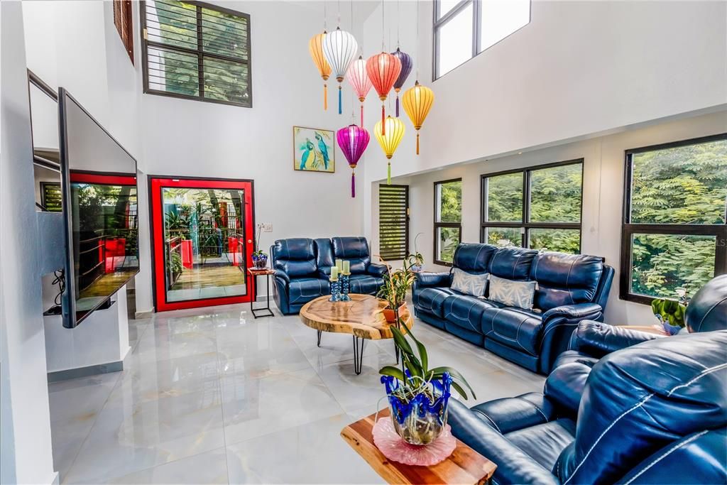 For Sale: $1,595,000 (4 beds, 4 baths, 3600 Square Feet)