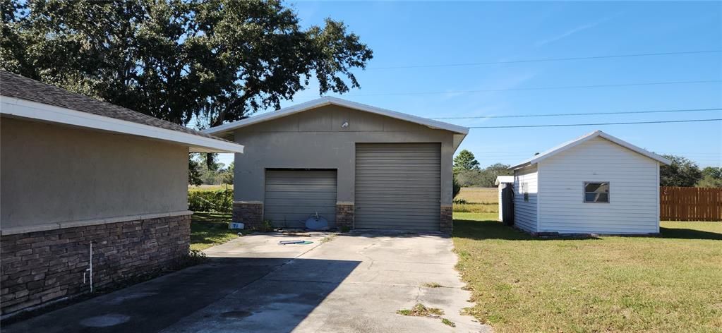 For Sale: $192,000 (3 beds, 2 baths, 1368 Square Feet)