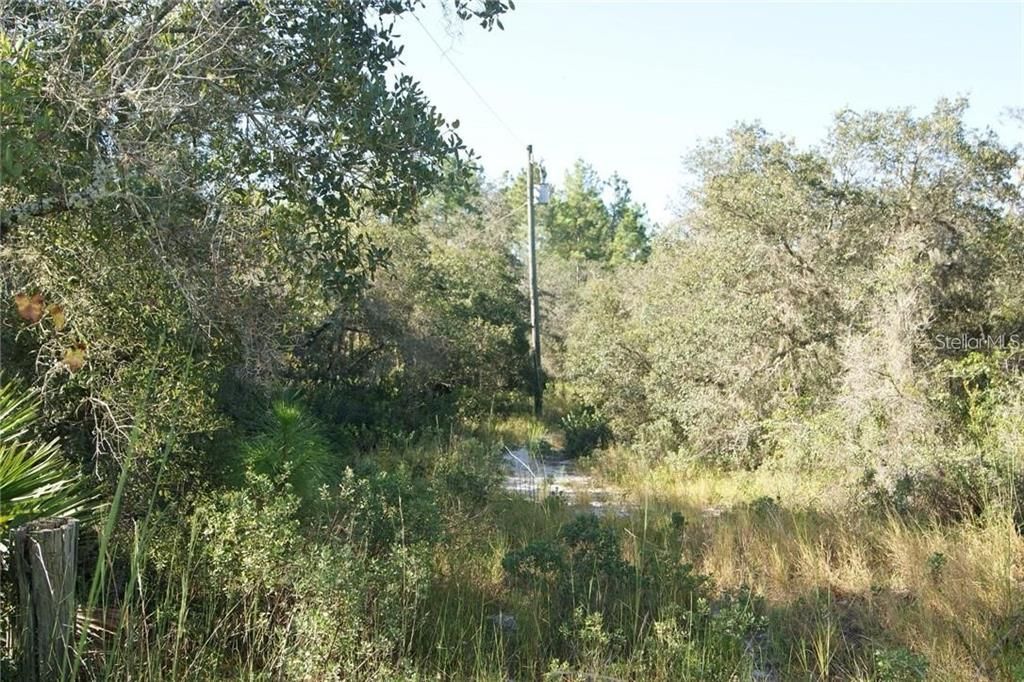 En Venta: $75,000 (4.28 acres)