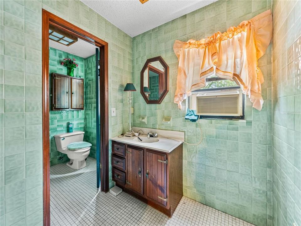 待售: $995,000 (0 贝兹, 0 浴室, 3865 平方英尺)