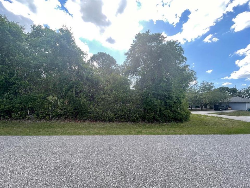 Active With Contract: $32,000 (0.26 acres)