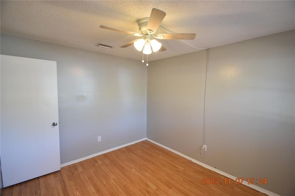 Recently Rented: $1,650 (3 beds, 1 baths, 1104 Square Feet)