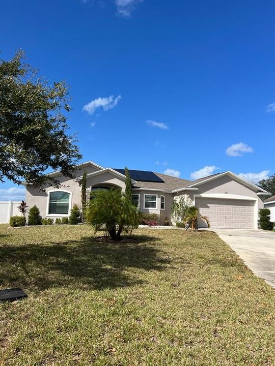 Recently Sold: $329,000 (3 beds, 2 baths, 1609 Square Feet)