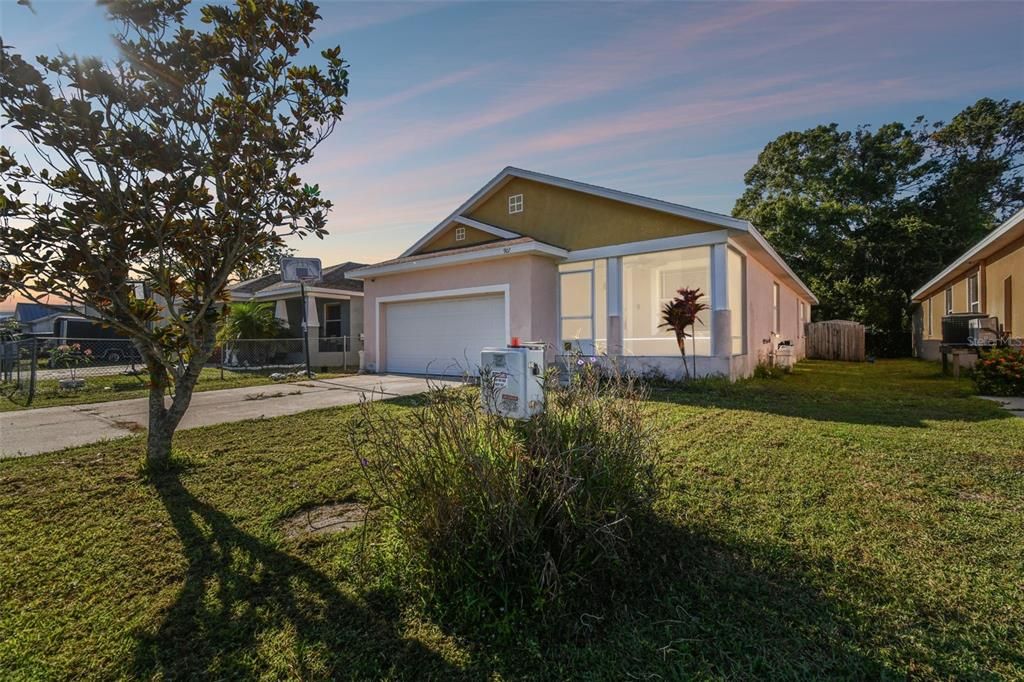 Recently Sold: $255,000 (3 beds, 2 baths, 1752 Square Feet)