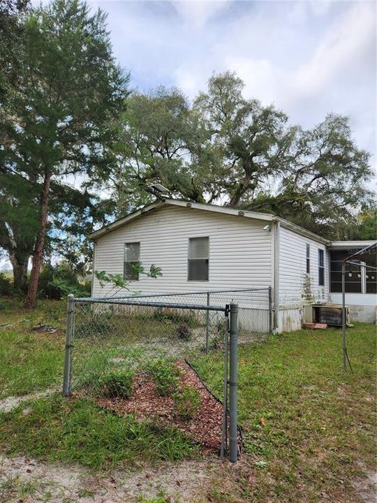 Recently Sold: $125,000 (2 beds, 2 baths, 960 Square Feet)
