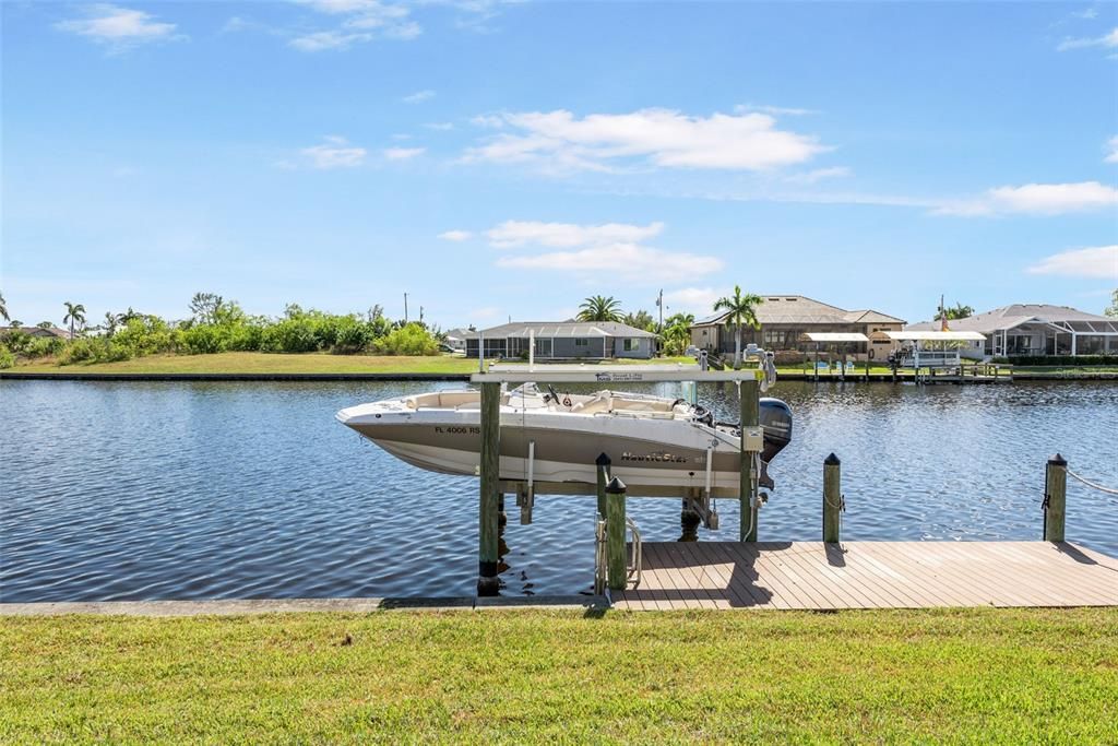 Active With Contract: $800,000 (3 beds, 2 baths, 2245 Square Feet)