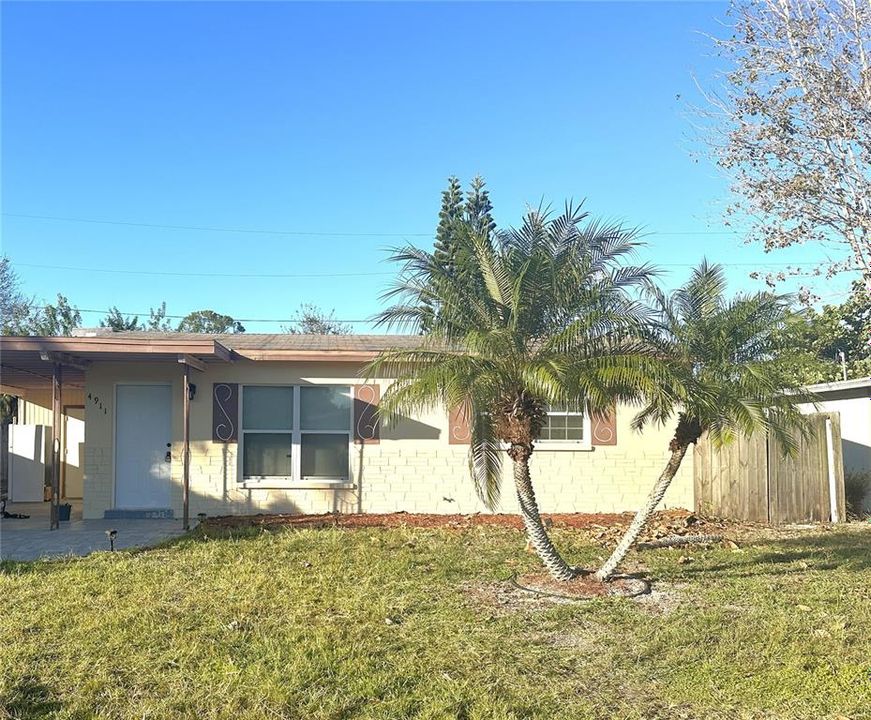 Recently Rented: $1,300 (2 beds, 1 baths, 948 Square Feet)