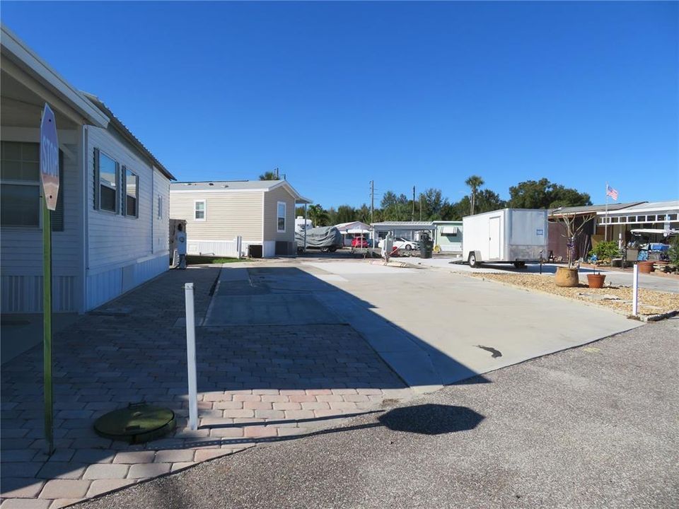 最近售出: $60,000 (0.04 acres)