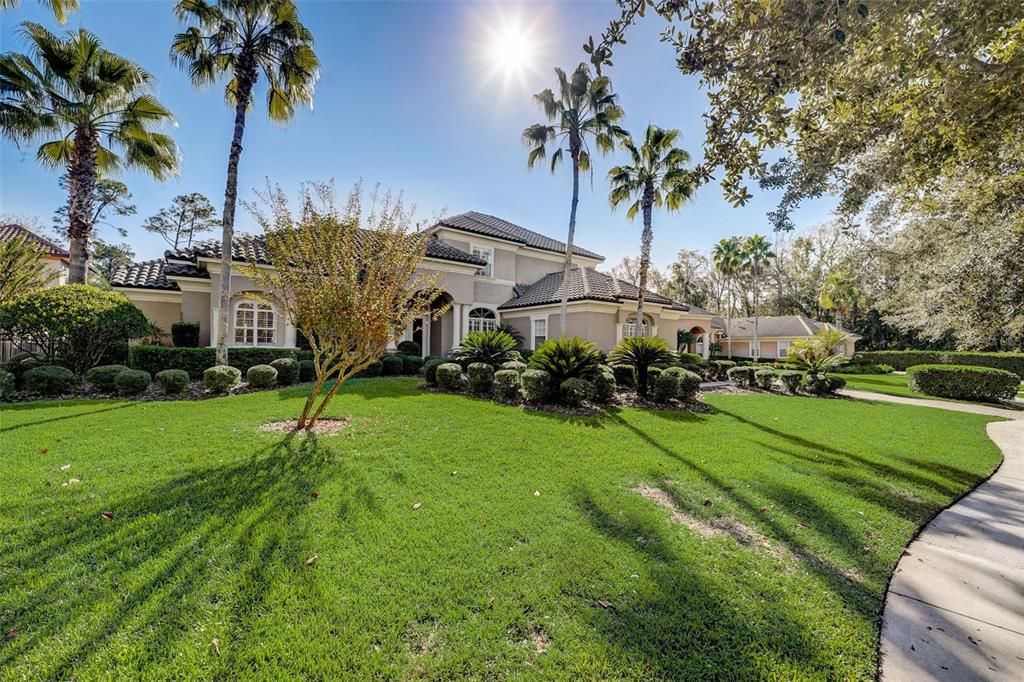 Recently Sold: $1,650,000 (5 beds, 5 baths, 4739 Square Feet)