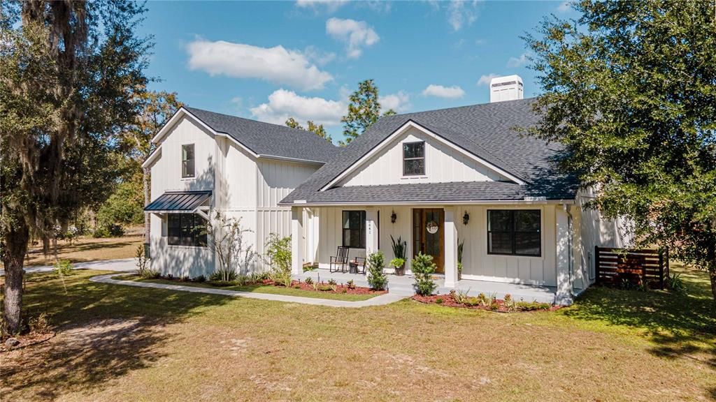 Recently Sold: $650,000 (4 beds, 3 baths, 2642 Square Feet)