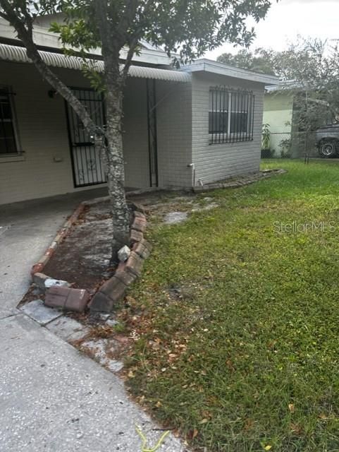 Recently Sold: $200,000 (3 beds, 2 baths, 1470 Square Feet)