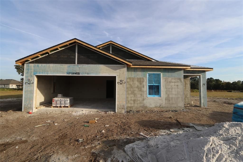 Vendido Recientemente: $439,945 (4 camas, 3 baños, 2114 Pies cuadrados)